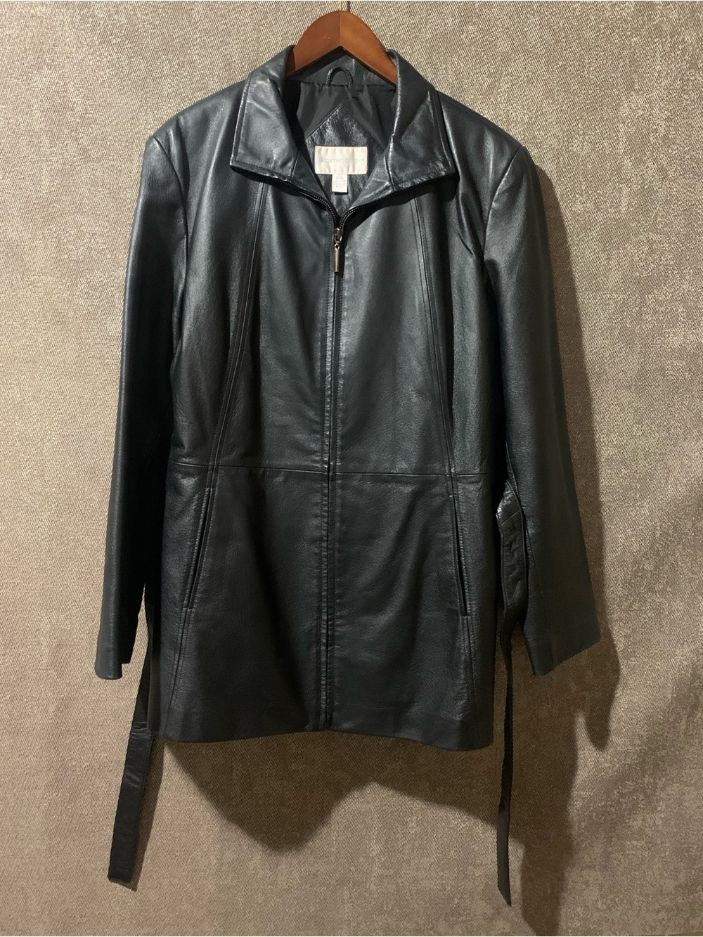 Worthington Black Leather Zip-Front Jacket with Belt- size L